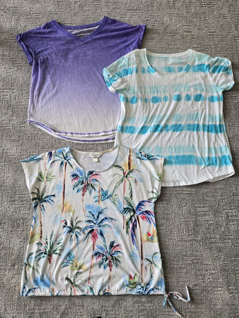 3 Women's Tops Size Large